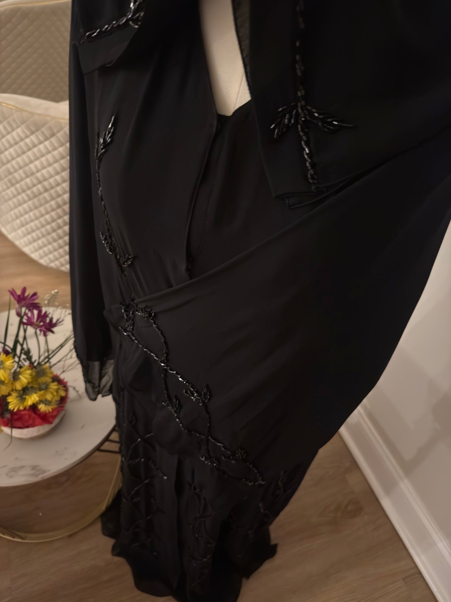 Shadow Elegance Abaya