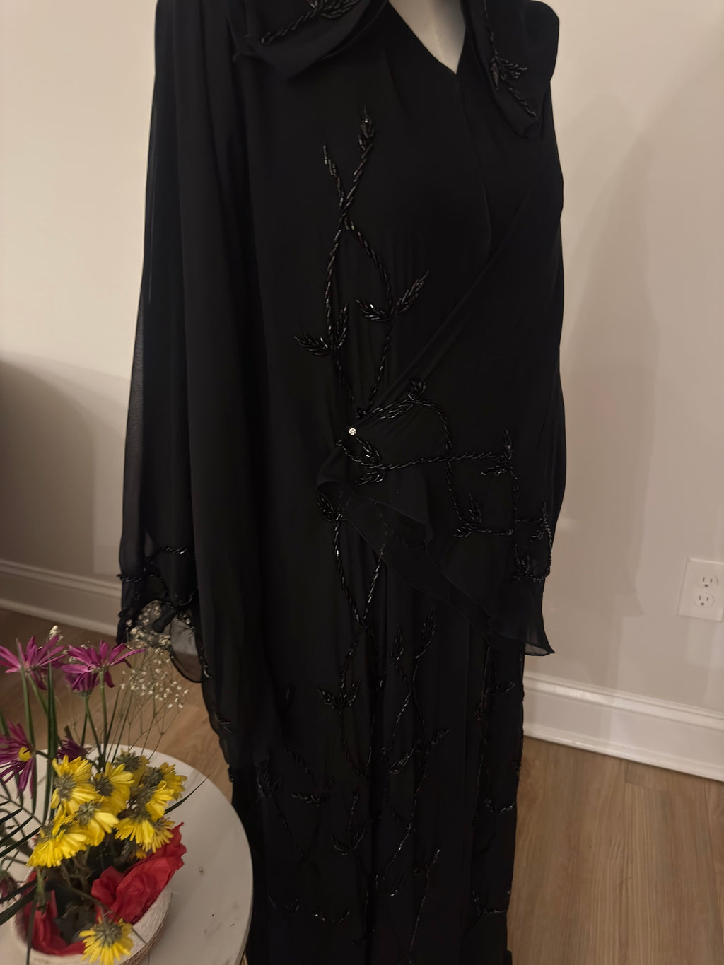 Shadow Elegance Abaya